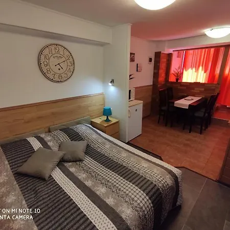 דירה Fuered Apartmanhaz *