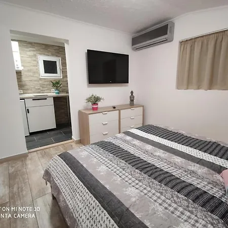 Lägenhet Fuered Apartmanhaz Balatonfüred