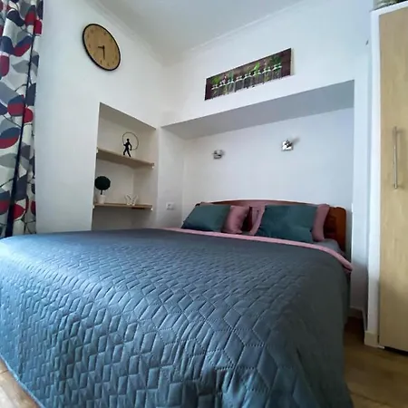 Fuered Apartmanhaz Balatonfured