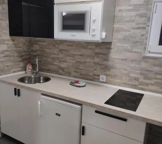 Fuered Apartmanhaz * Balatonfüred